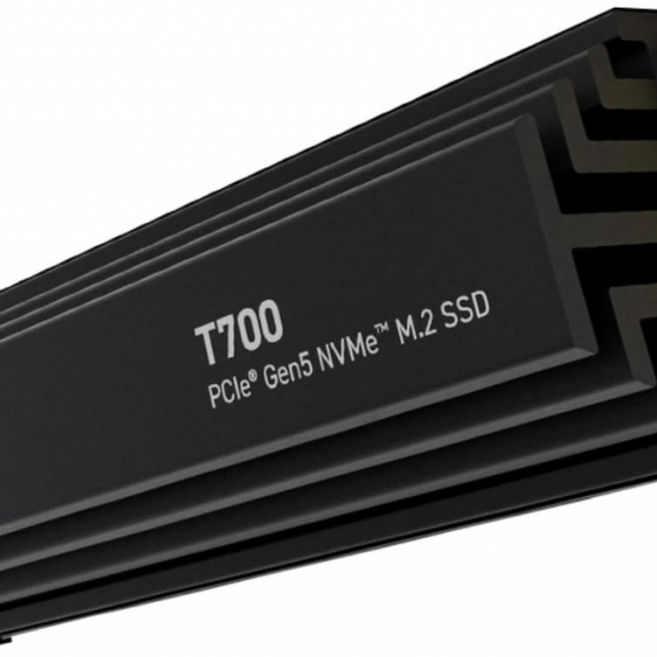 Crucial T700 1TB PCIe Gen5 NVMe M.2 SSD s hlajenjem